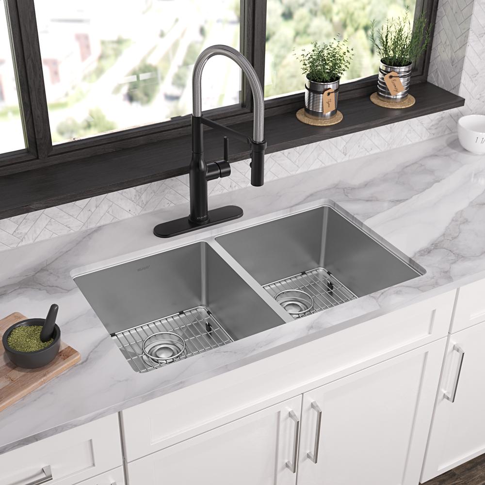 Elkay Crosstown 18 Gauge Stainless Steel 33" x 22" x 9" 3-Hole Equal Double Bowl Dual Mount Sink Kit ECTSR33229TBG3