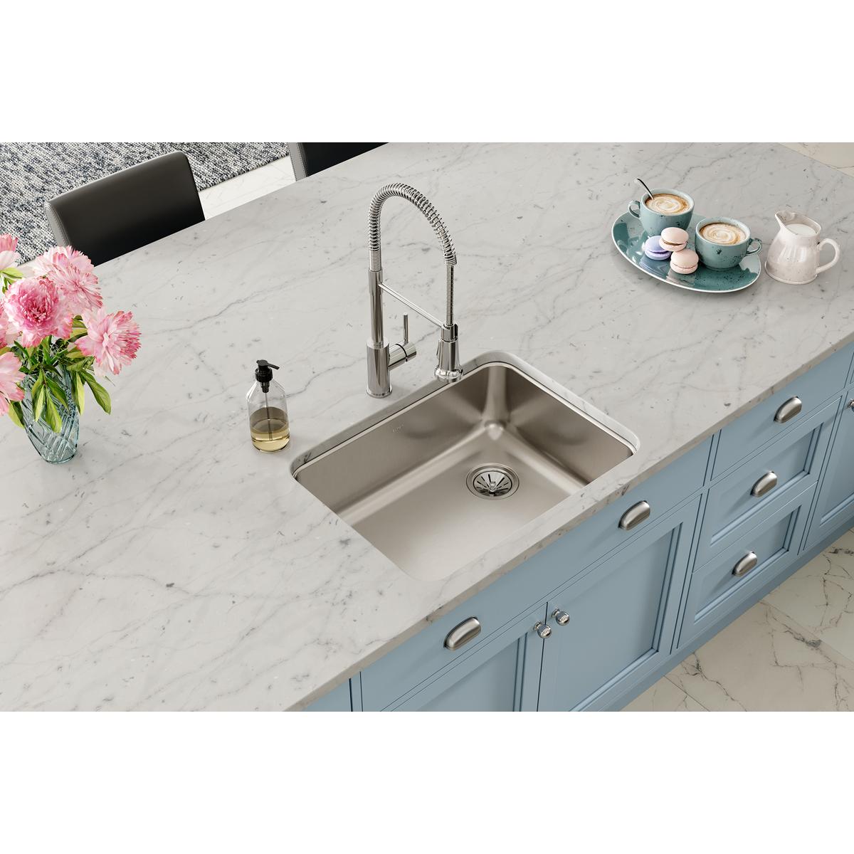 Elkay Lustertone Classic Stainless Steel 25-1/2" x 19-1/4" x 8", Single Bowl Undermount Sink with Right Drain ELUH2317R