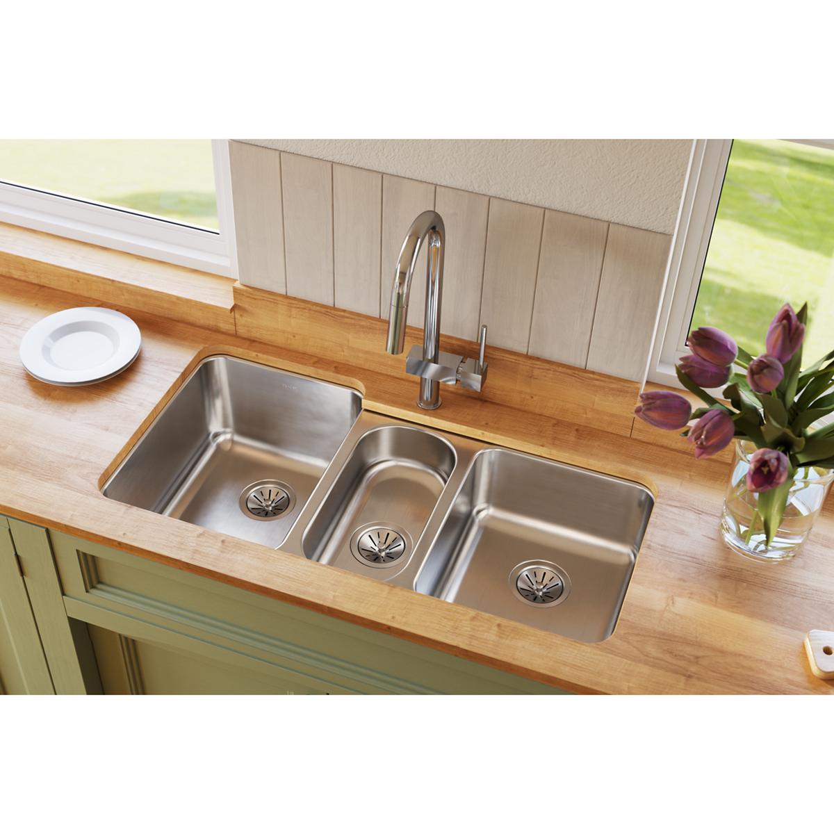 Elkay Lustertone Classic Stainless Steel 40" x 20-1/2" x 9-7/8", Triple Bowl Undermount Sink ELUH4020