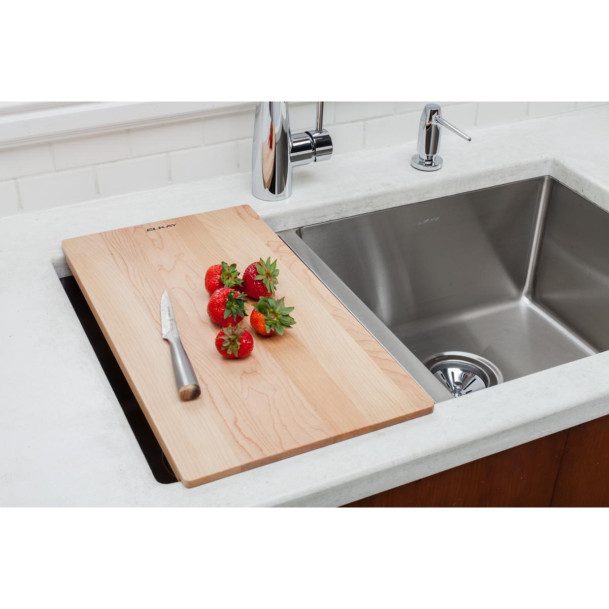 Elkay Crosstown Hardwood 18" x 9-3/4" x 3/4" Cutting Board LKCBF17HW