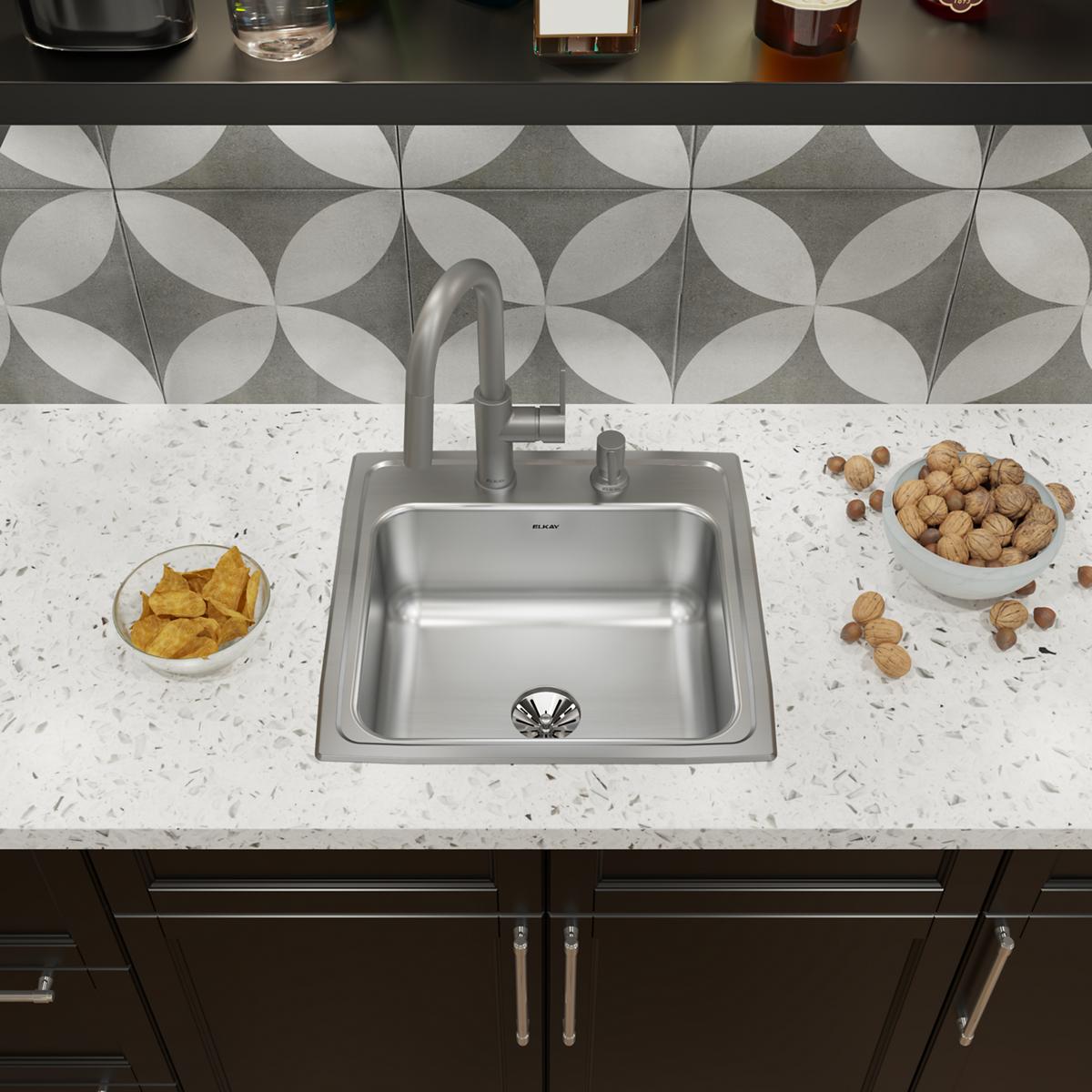 Elkay Lustertone Classic Stainless Steel 19-1/2" x 19" x 7-1/2", 2-Hole Single Bowl Drop-in Sink with Perfect Drain LR1919PD2