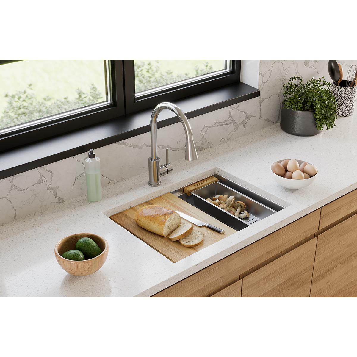 Elkay Crosstown Stainless Steel 16-7/8" x 6-3/4" x 3-1/8" Colander with Wood Handles LKC0717SS