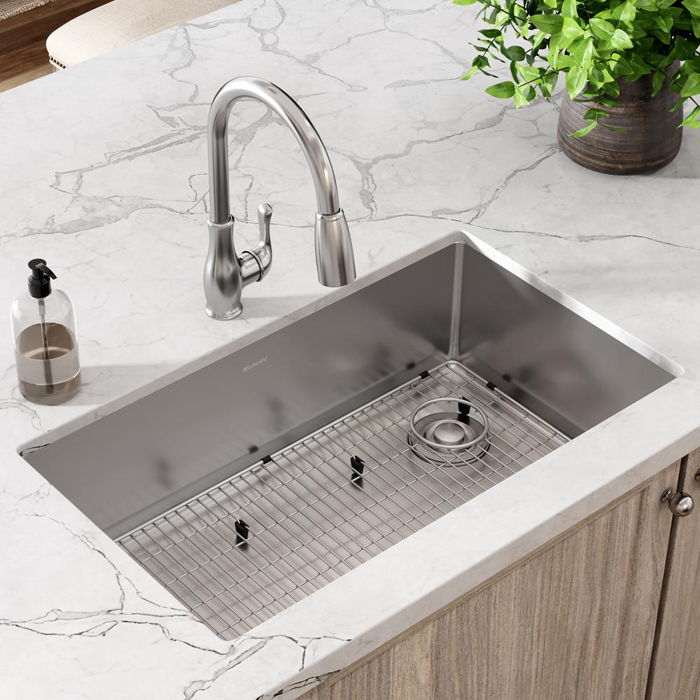 Elkay Crosstown 18 Gauge Stainless Steel 31-1/2" x 18-1/2" x 9" Single Bowl Undermount Sink Kit ECTRU30179RTC