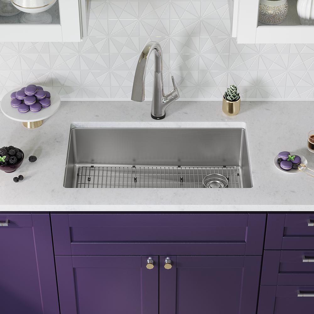 Elkay Crosstown 18 Gauge Stainless Steel 31-1/2" x 18-1/2" x 9" Single Bowl Undermount Sink Kit with Filtered Faucet ECTRU30179RTFLC