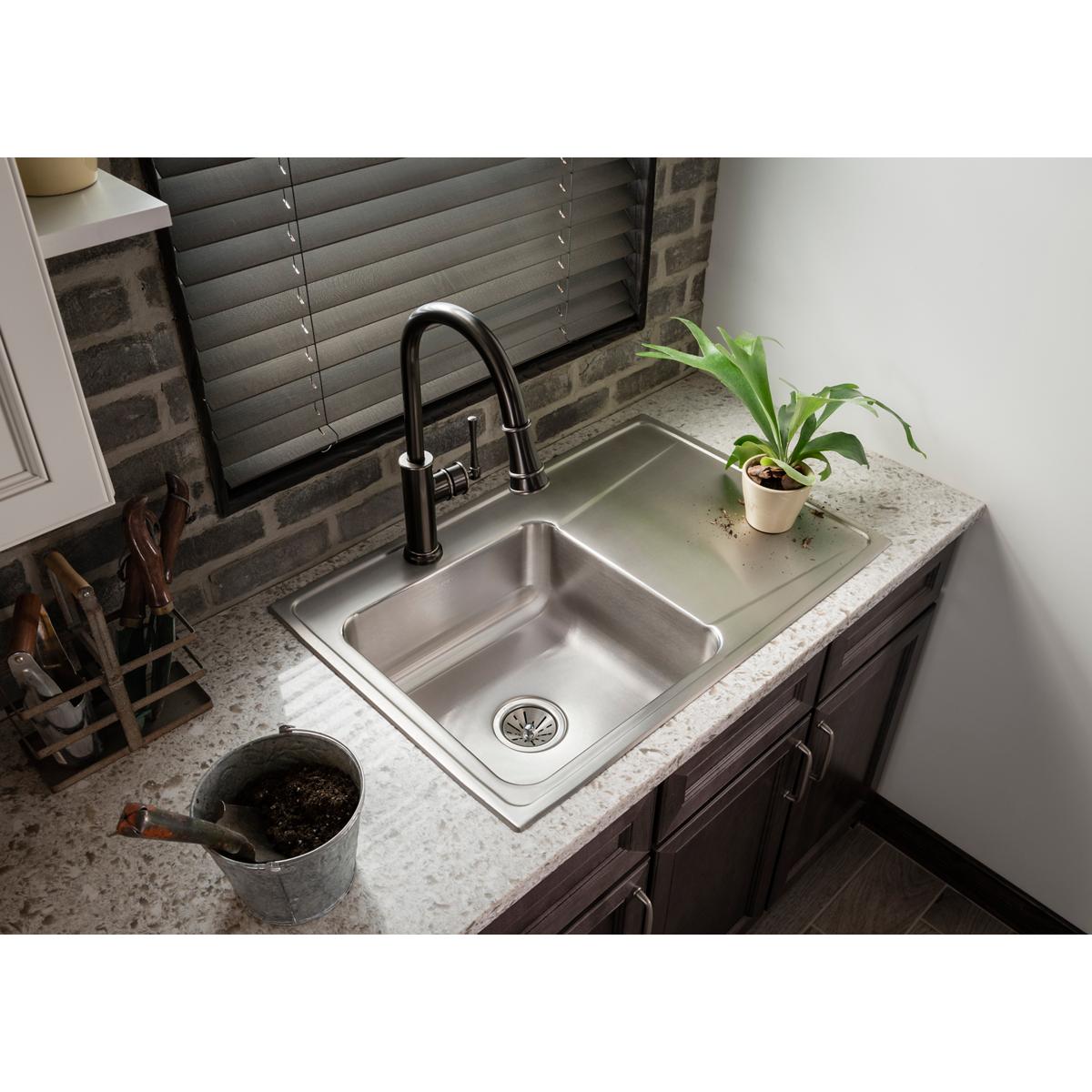 Elkay Lustertone Classic Stainless Steel 33" x 22" x 7-5/8", Single Bowl Drop-in Sink with Drainboard ILR3322L4