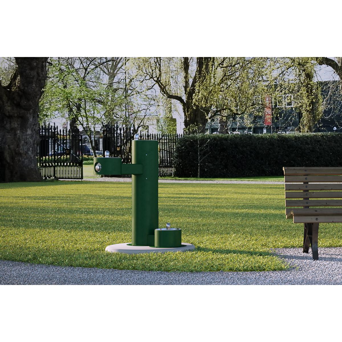 Elkay Outdoor Fountain Bi-Level Pedestal with Pet Station, Non-Filtered Non-Refrigerated Evergreen LK4420DBEVG