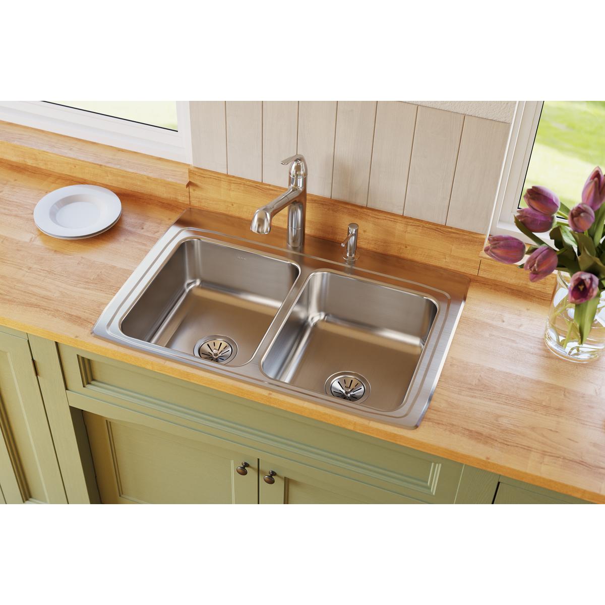 Elkay Lustertone Classic Stainless Steel 33" x 22" x 8-1/8", Equal Double Bowl Drop-in Sink LR3322MR2
