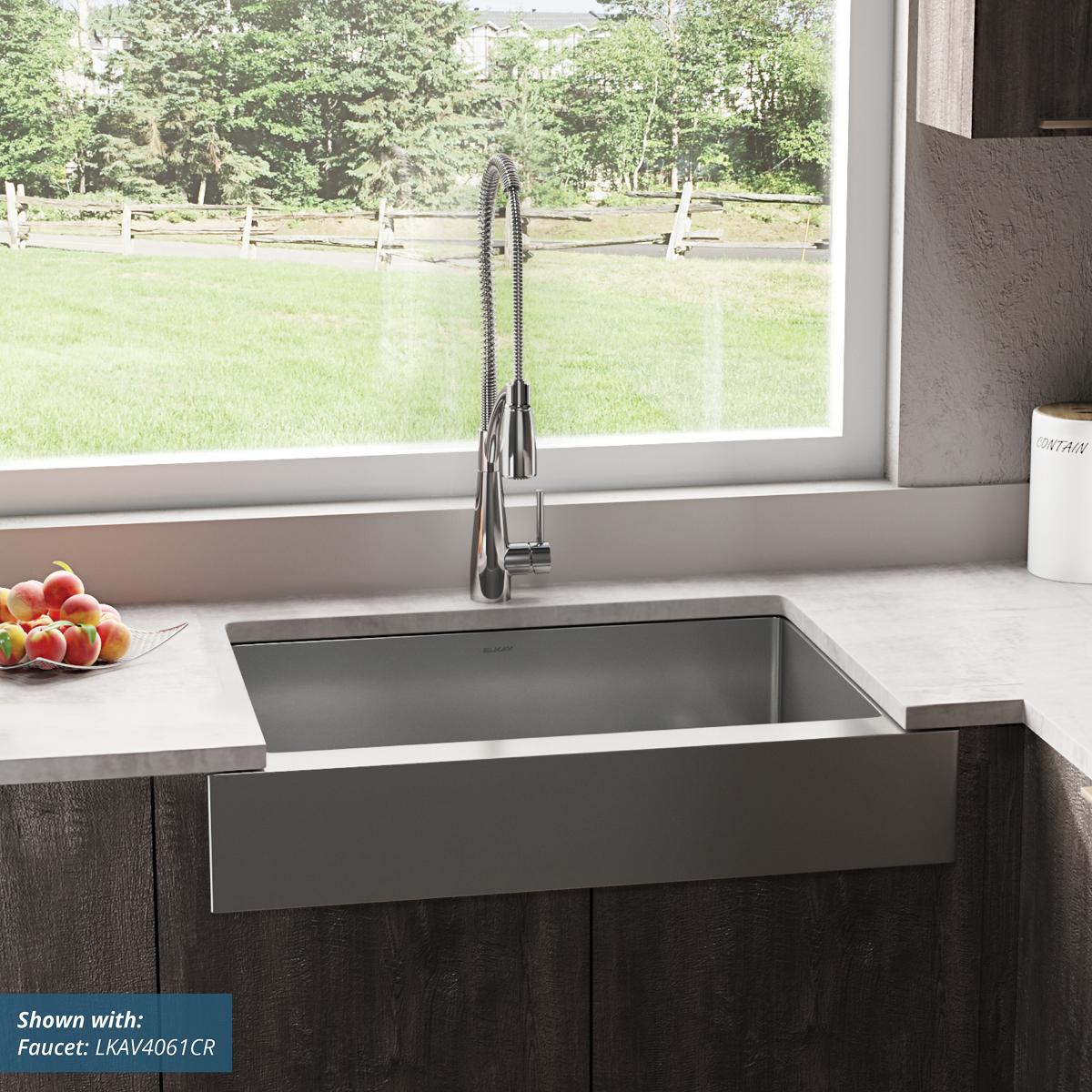 Elkay Crosstown 18 Gauge Stainless Steel 35-7/8" x 20-1/4" x 9" Single Bowl Farmhouse Sink Kit ECTRUF30179RC