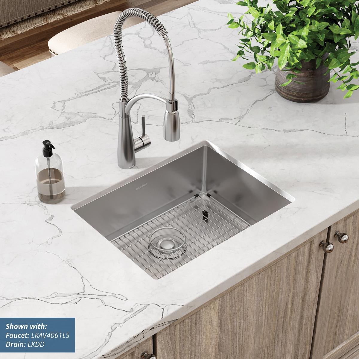 Elkay Crosstown 16 Gauge Stainless Steel 23-1/2" x 18-1/4" x 8" Single Bowl Undermount Sink Kit EFRU2115TC